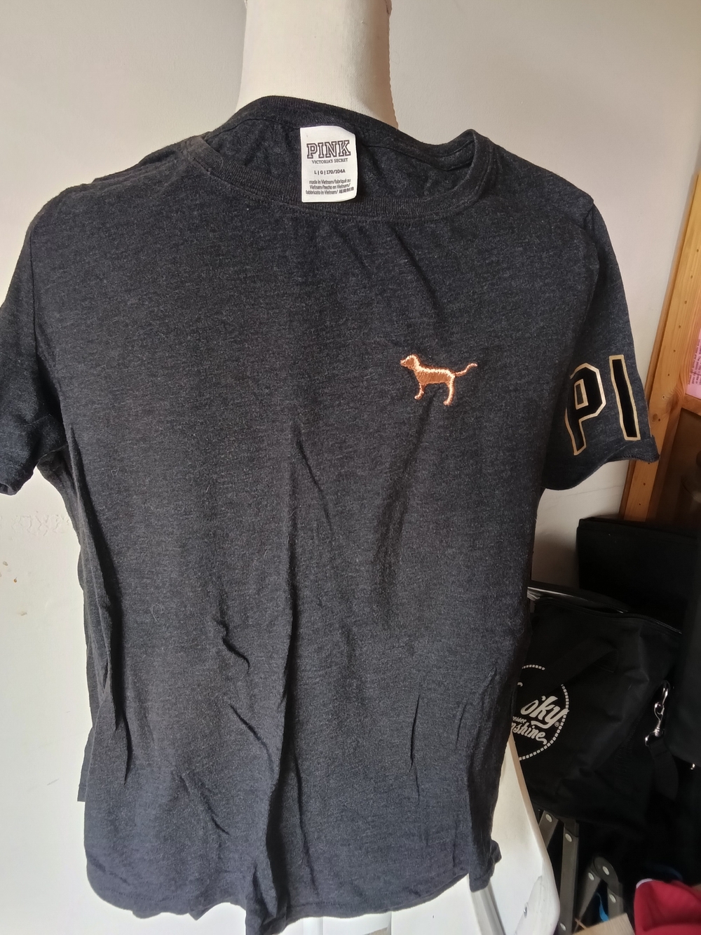 PINK Victoria's Secret Charcoal Gray Dog Logo T-Shirt